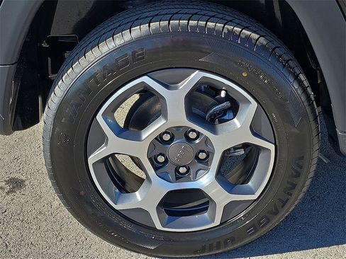 Used 2022 Jeep Compass Trailhawk w/ Trailhawk Elite Group image 7