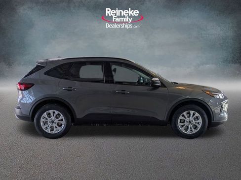 New 2026 Ford Escape Active FWD image 4