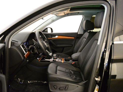 Certified 2023 Audi Q5 2.0T Premium Plus w/ Premium Plus Package image 25