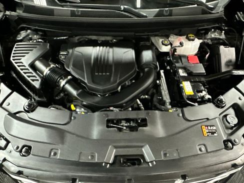 Used 2025 GMC Acadia Elevation AWD/4WD image 36