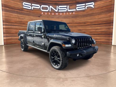 Used 2022 Jeep Gladiator Willys image 6