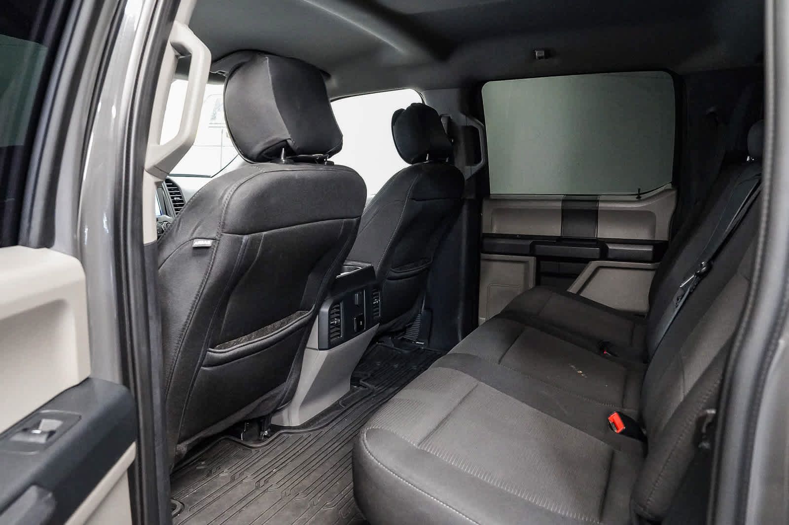 Used 2020 Ford F150 XL w/ Equipment Group 101A Mid RWD image 17