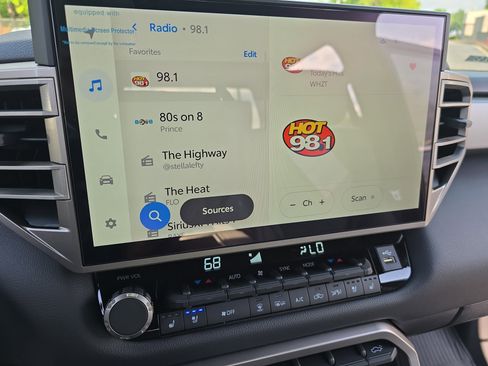 New 2026 Toyota Tundra Limited AWD/4WD image 18