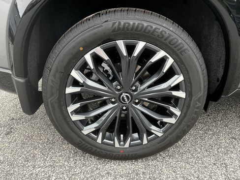 New 2026 Nissan Rogue Platinum AWD/4WD image 10