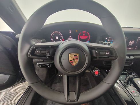 Certified 2025 Porsche 911 Targa 4 GTS AWD/4WD image 28