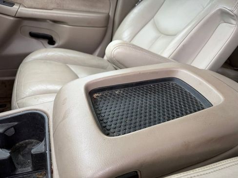 Used 2003 Chevrolet Silverado 2500 LT image 12