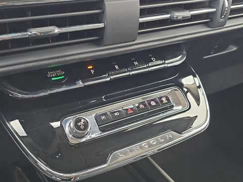 Certified 2023 Lincoln Corsair AWD w/ Equipment Group 101A image 18