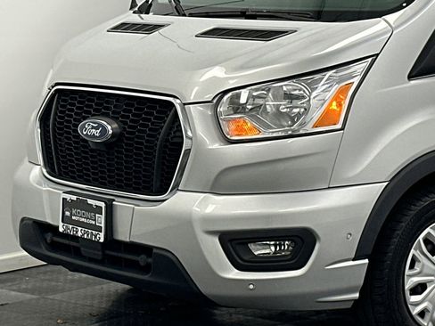 Used 2022 Ford Transit 350 XLT RWD image 2