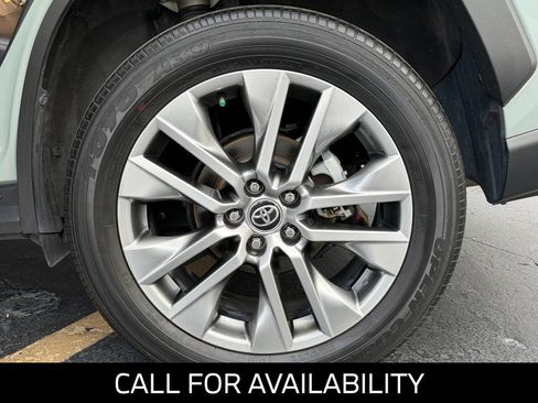 Used 2022 Toyota RAV4 XLE Premium FWD image 45