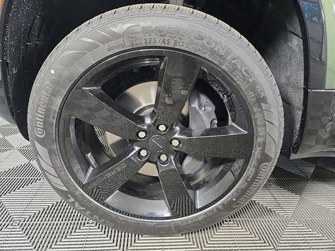 New 2026 Land Rover Defender 130 X-Dynamic SE AWD/4WD image 9