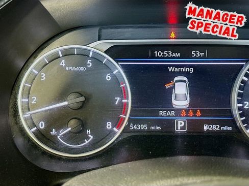 Used 2024 Nissan Sentra SV FWD image 14