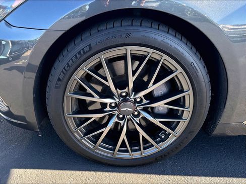 Used 2018 Genesis G80 3.3T Sport RWD image 32