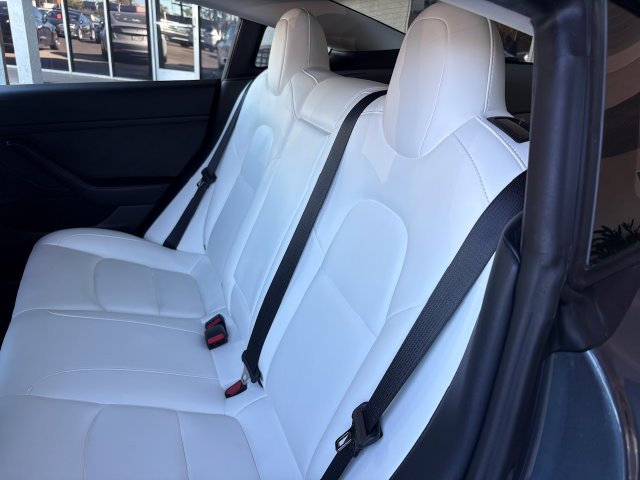 Used 2023 Tesla Model 3 Standard Range RWD image 13
