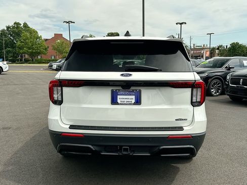 Used 2025 Ford Explorer ST-Line w/ Premium Package RWD image 15
