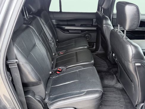 Used 2018 Ford Expedition Max XLT w/ Equipment Group 202A RWD image 43