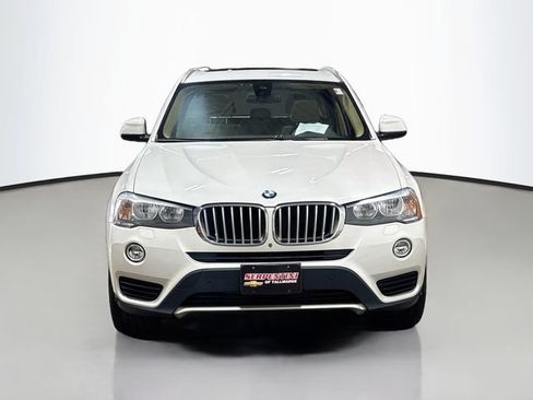 Used 2017 BMW X3 xDrive28i AWD/4WD image 2