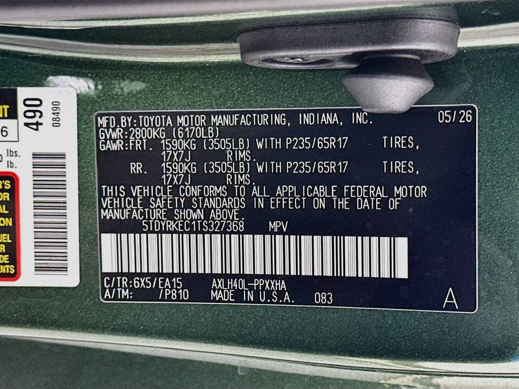 Certified 2026 Toyota Sienna XLE FWD image 33