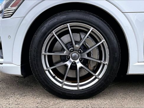 Used 2019 Audi e-tron Prestige AWD/4WD image 12