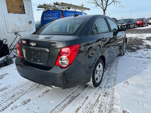 Used 2016 Chevrolet Sonic LS image 7