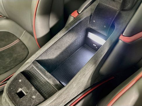 Used 2025 Ferrari Roma Spider RWD image 29