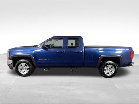 Used 2017 Chevrolet Silverado 1500 LT w/ All Star Edition AWD/4WD image 6