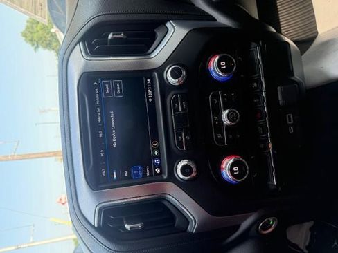 Used 2021 GMC Sierra 1500 Elevation image 41