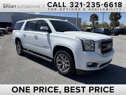 Used 2017 GMC Yukon XL SLE w/ SLE Value Package image 1