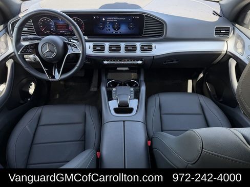 Used 2025 Mercedes-Benz GLE 350 4MATIC w/ Driver Assistance Package image 10