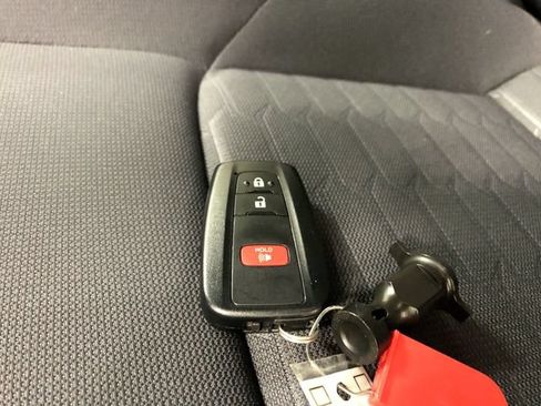 Used 2020 Toyota Corolla SE w/ SE Preferred Package FWD image 30