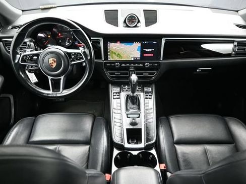 Used 2020 Porsche Macan AWD/4WD image 13