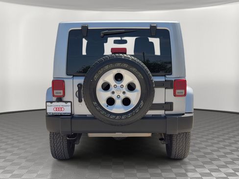 Used 2013 Jeep Wrangler Sahara w/ Connectivity Group image 10