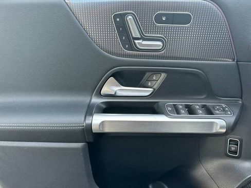 Certified 2023 Mercedes-Benz EQB 300 4MATIC image 13
