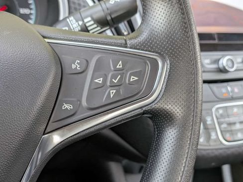 Used 2025 Chevrolet Malibu LT FWD image 28
