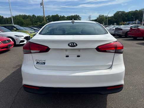 Used 2017 Kia Forte LX FWD image 6