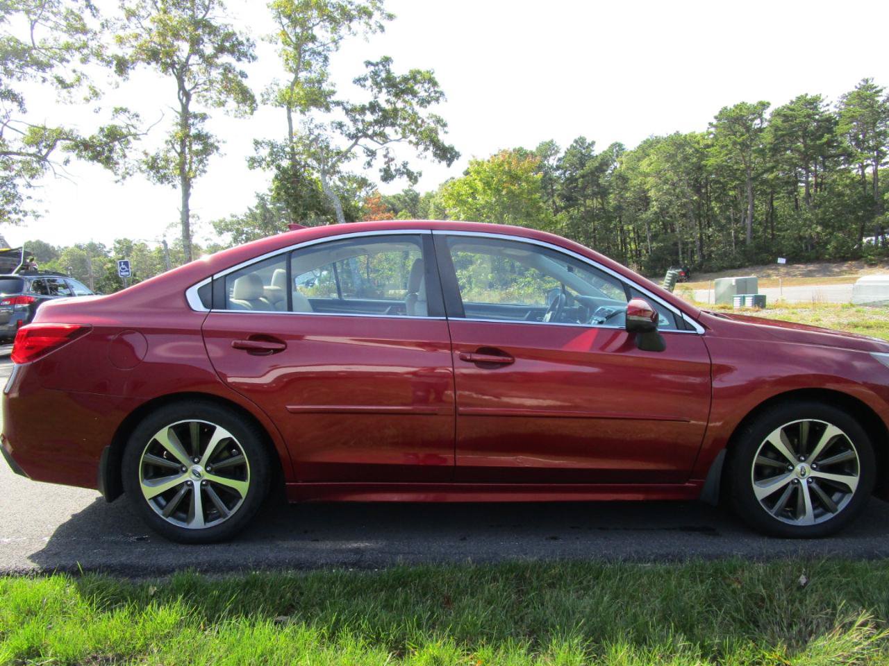 Used 2018 Subaru Legacy 2.5i Limited AWD/4WD image 6