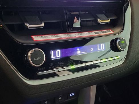 Used 2024 Toyota Corolla Cross XSE w/ Convenience Package image 26