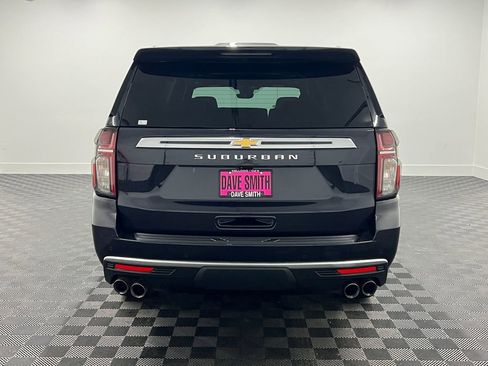 Used 2024 Chevrolet Suburban High Country image 9