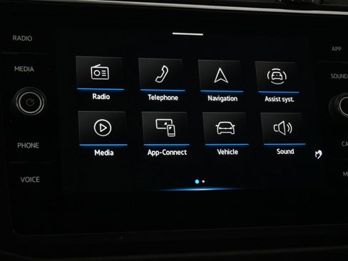 Used 2023 Volkswagen Tiguan SE R-Line image 26