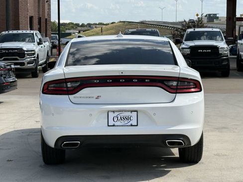 Used 2021 Dodge Charger SXT AWD/4WD image 5