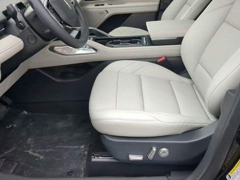 New 2026 Lincoln Nautilus Premier w/ Equipment Group 102A image 11