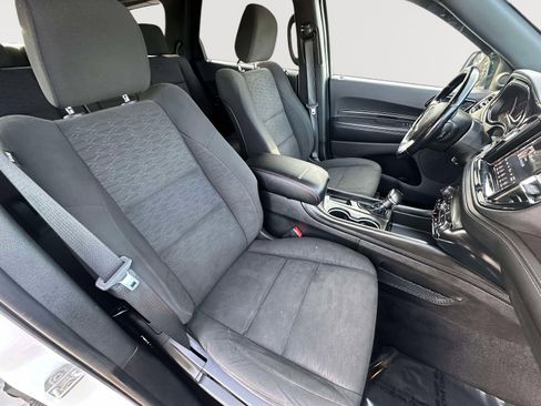 Used 2021 Dodge Durango SXT image 25