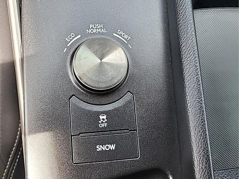 Used 2016 Lexus IS 300 AWD w/ Premium Package image 28
