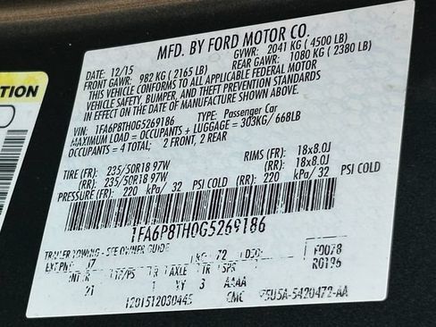 Used 2016 Ford Mustang Coupe RWD image 31