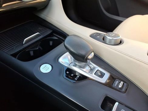 Used 2019 INFINITI QX50 Luxe w/ Navigation Package image 19