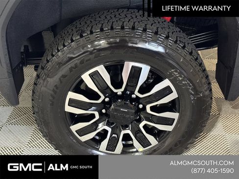 New 2026 GMC Sierra 2500 Denali Ultimate AWD/4WD image 21