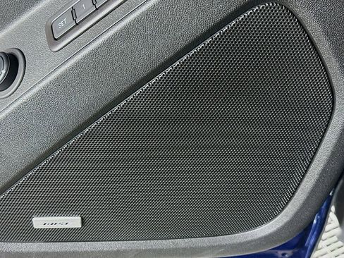 Used 2023 Chevrolet Equinox Premier image 19