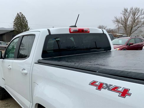 Used 2020 Chevrolet Colorado LT image 13