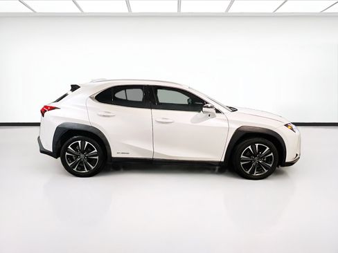 Used 2021 Lexus UX 250h w/ Accessory Package (Z1) AWD/4WD image 15