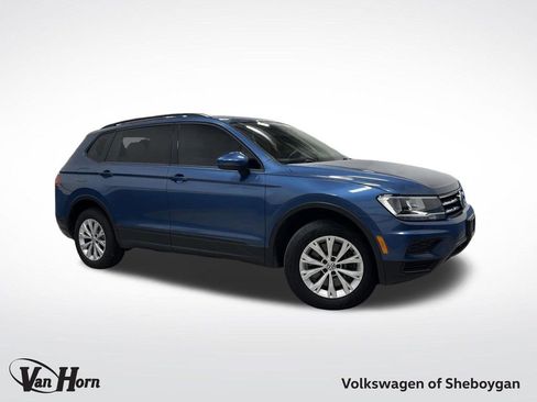 Used 2020 Volkswagen Tiguan S image 1