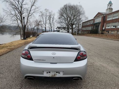 Used 2008 Hyundai Tiburon GS image 4